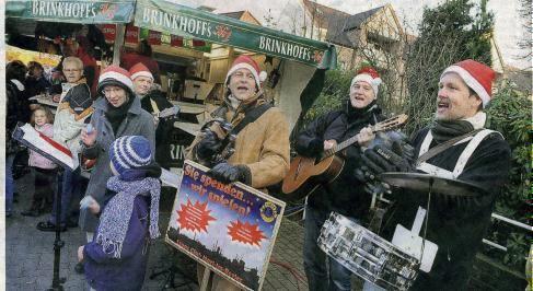 Die Band im Einsatz auf dem Weihnachtsmarkt